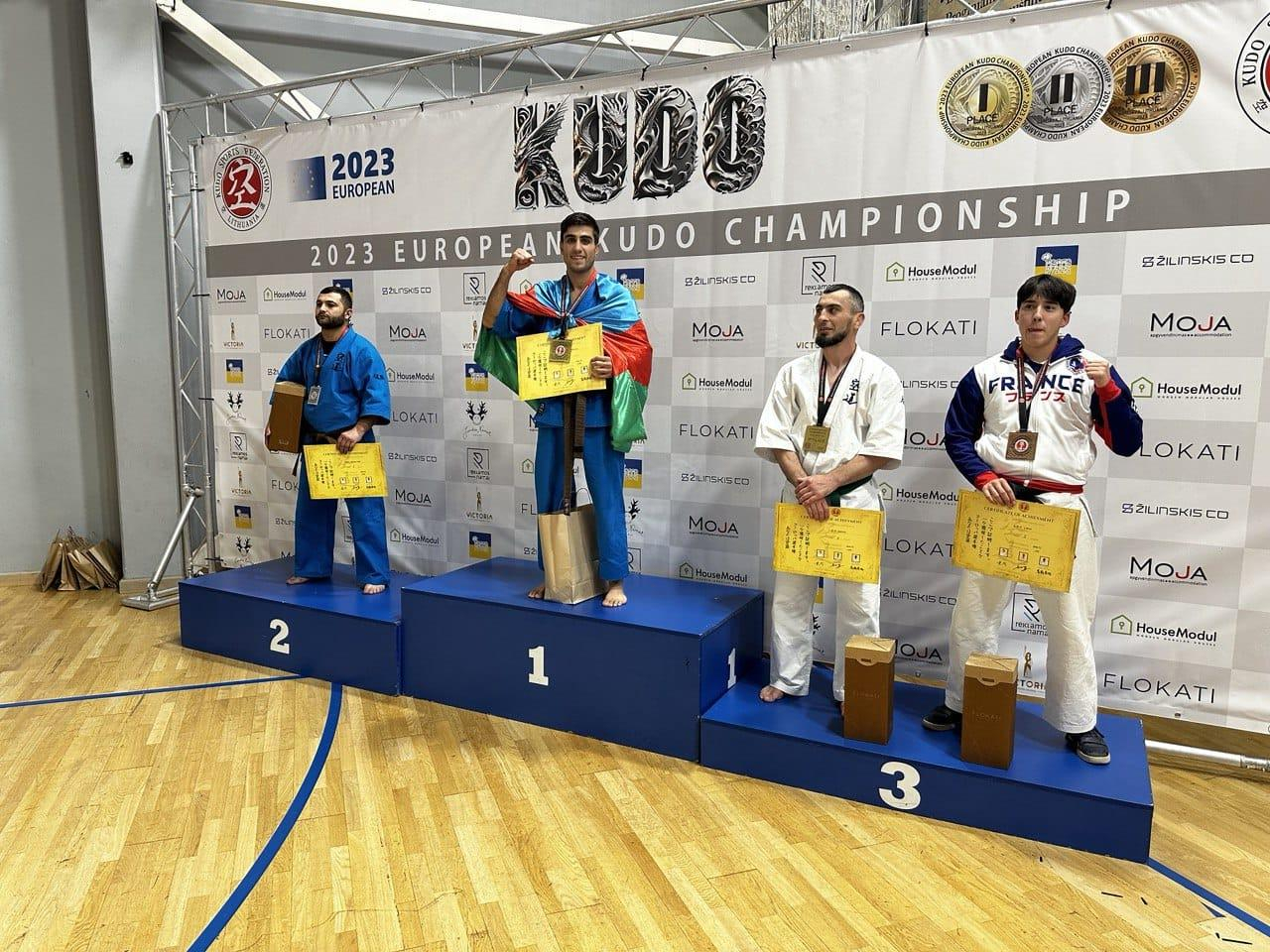 Azərbaycan karateçiləri Avropa çempionatında 3 qızıl və 1 gümüş qazanıblar - FOTO