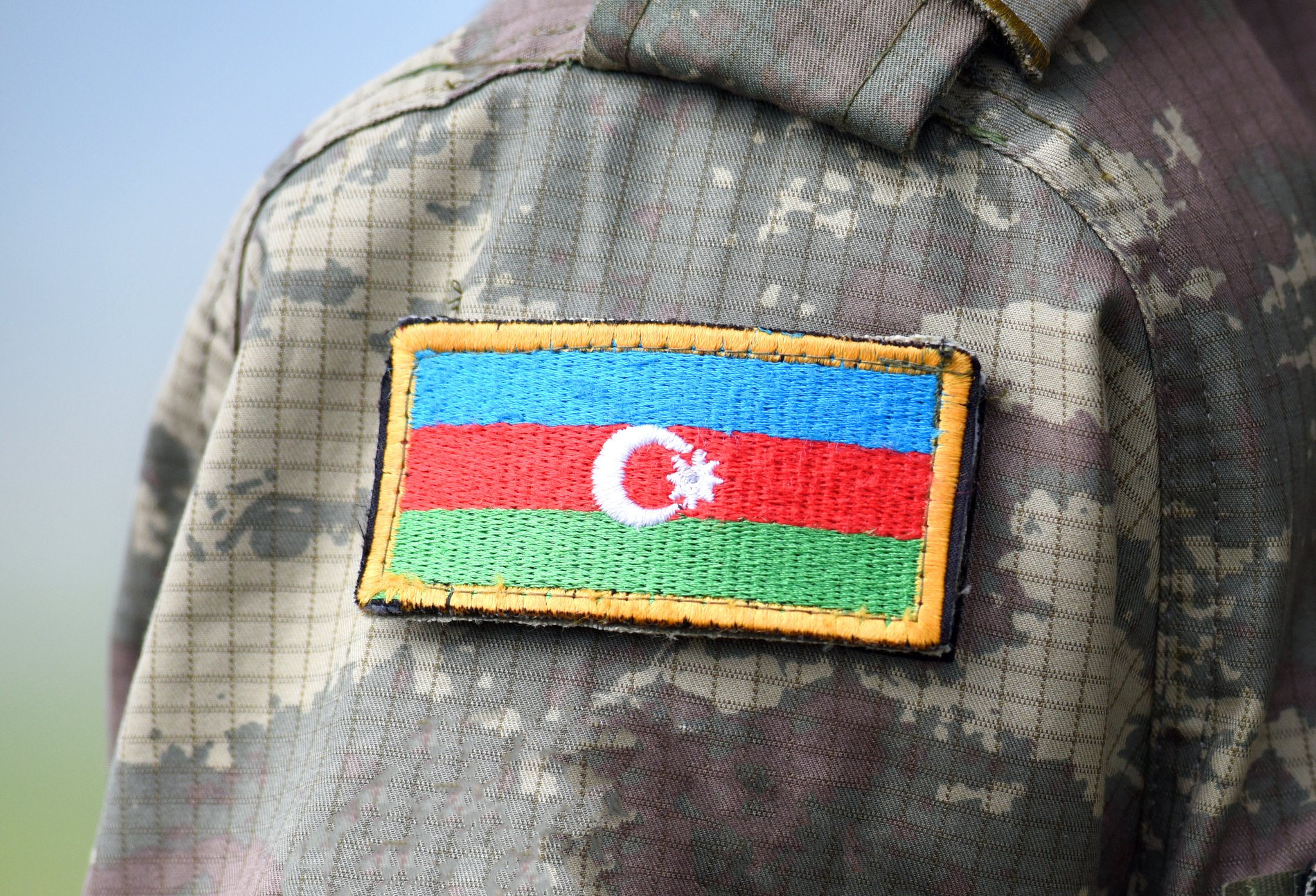 Azərbaycan Ordusunun zabiti özünü güllələyərək öldürüb