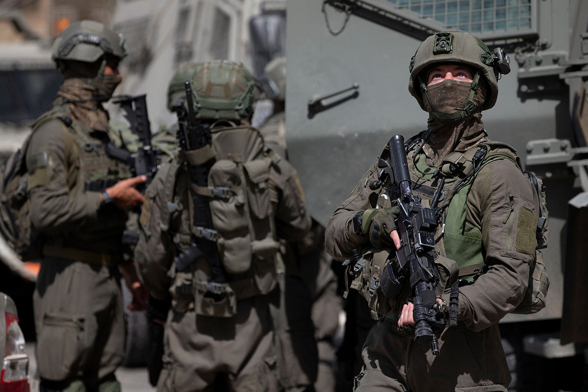 İsrail ordusu Livan ərazisinə yeni zərbələr endirib