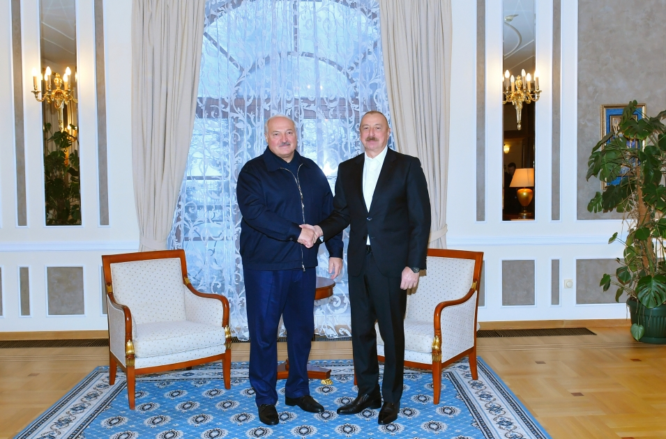 İlham Əliyev və Aleksandr Lukaşenko Sankt-Peterburqda görüşüblər - FOTO