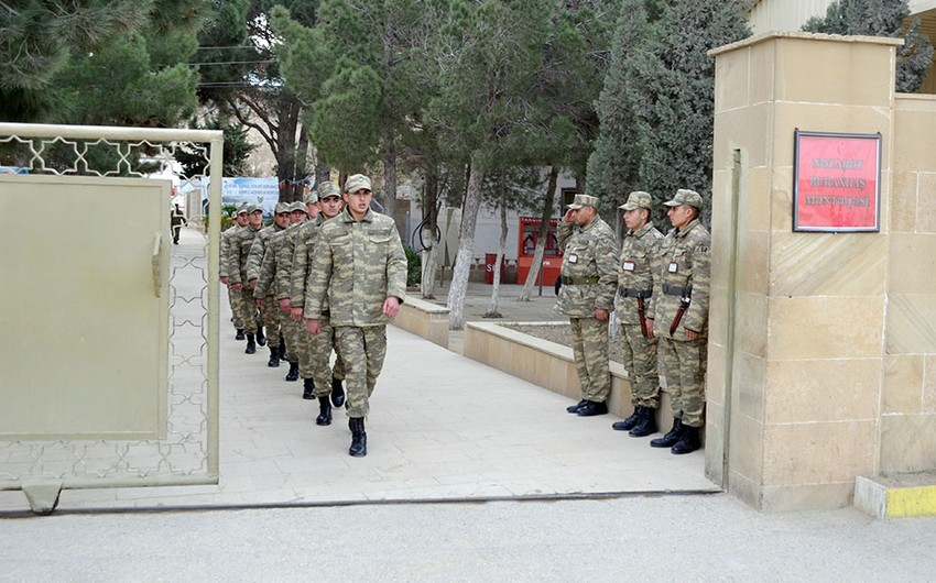Azərbaycan Ordusunun bir qrup hərbçisi ehtiyata buraxılıb - FOTO/VİDEO
