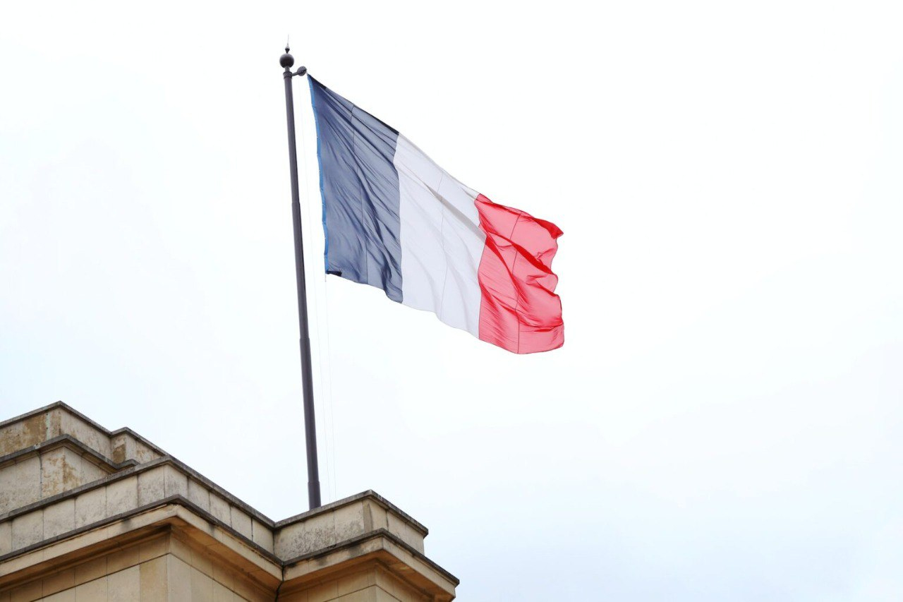 Fransanın erməni sevgisi: Paris sülhdən sonra Bakının üzünə necə baxacaq? - ŞƏRH - FOTO