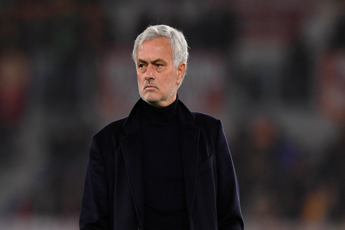 “Roma” Mourinyo ilə yollarını ayırdı