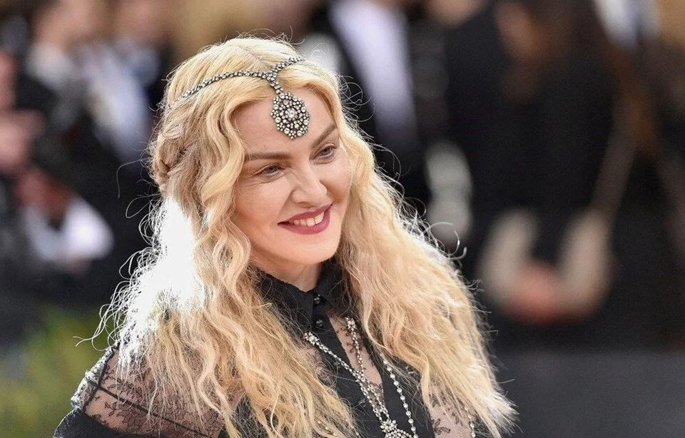 Madonna fanatlarının qaldırdığı iddianın rədd edilməsini istəyib - FOTO