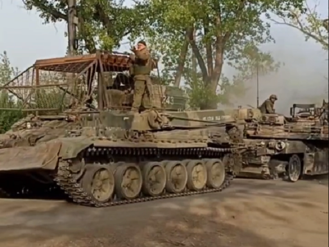 Rusiya ABŞ-nin vurulan "Abrams" tankını sərgiləyəcək - VİDEO