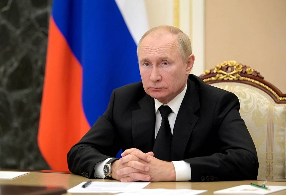 Putin "Crocus"dakı terrorda insanlara yardım edən gəncləri mükafatlandırdı