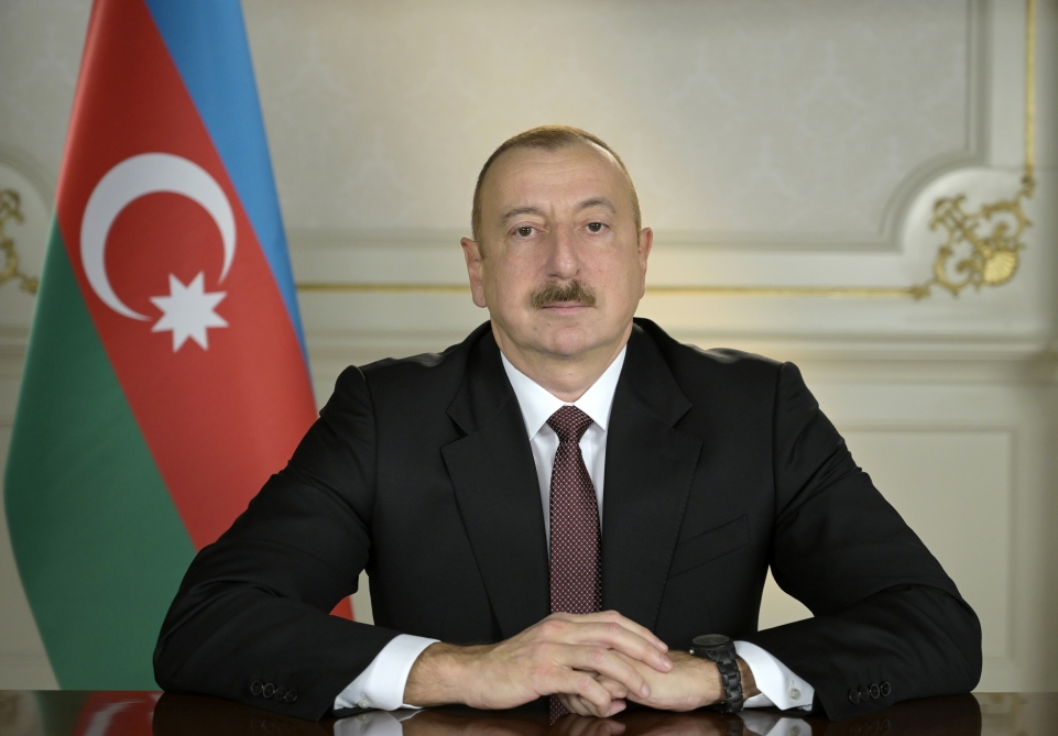 İlham Əliyev Belarus Prezidentini təbrik edib